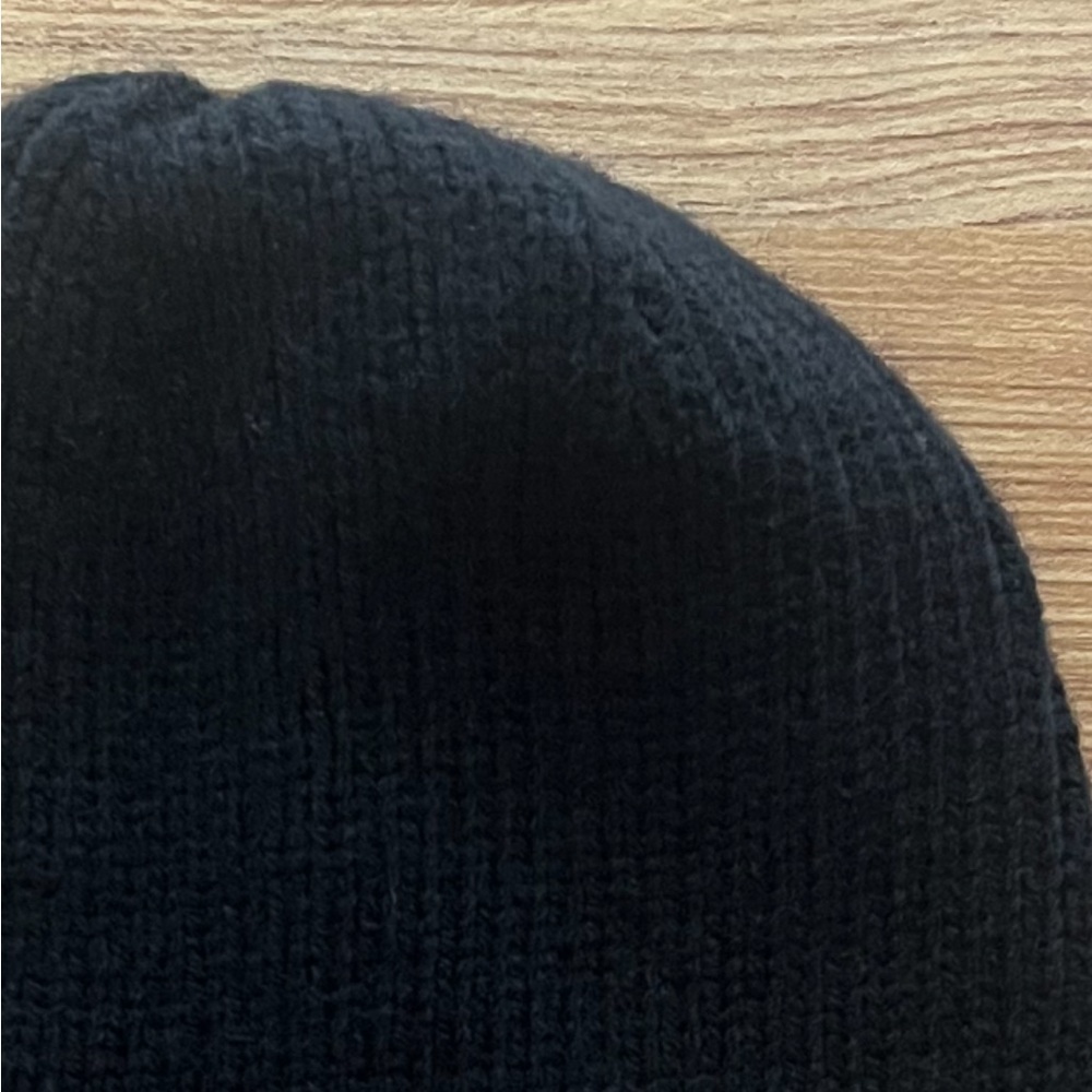 Knit Ribbed Smiley Face Hat in Black - Picture 5 of 6